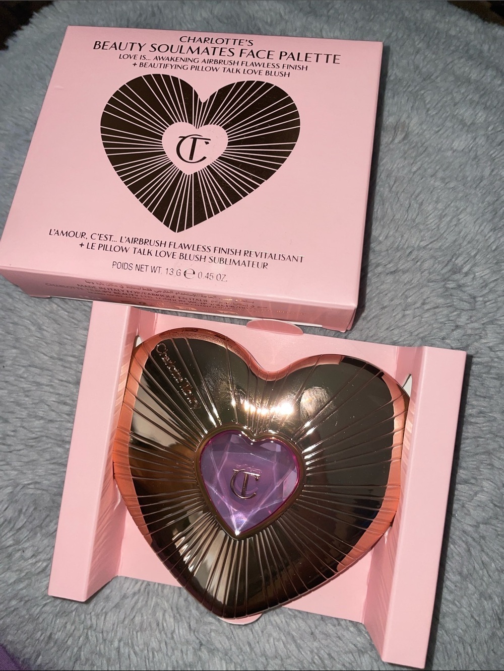 Charlotte Tilbury Heart Face Palette - Pink & Rose Gold - Picture 1 of 12